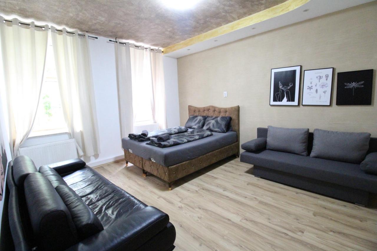 Private Quad Bedroom With Bathroom Rf3 เวียนนา ภายนอก รูปภาพ